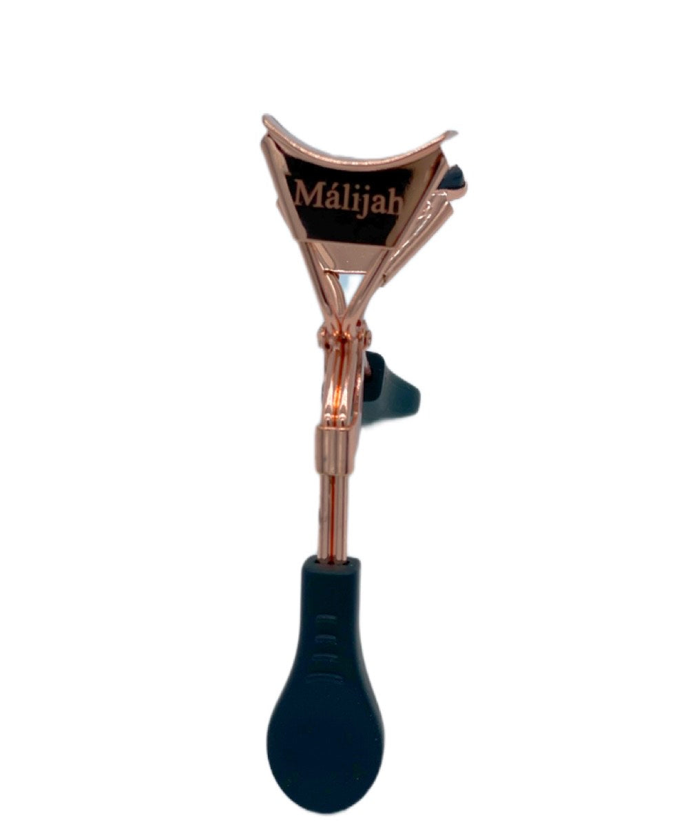 Málijah I’m pressed eyelash curler